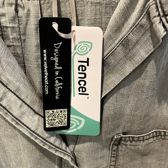 NWT Top by Velvet Heart - Picture 3 of 7